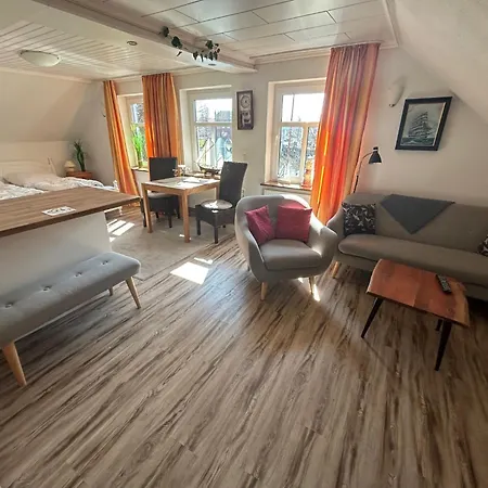 Kapitaenshuus Apartment *